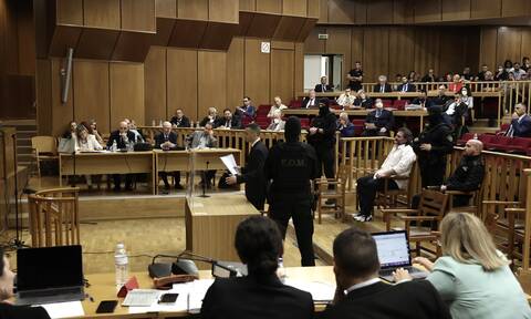 Δίκη Χρυσής Αυγής: Απορρίφθηκε το αίτημα Μιχαλολιάκου για αναβολή της εκδίκασης της υπόθεσης