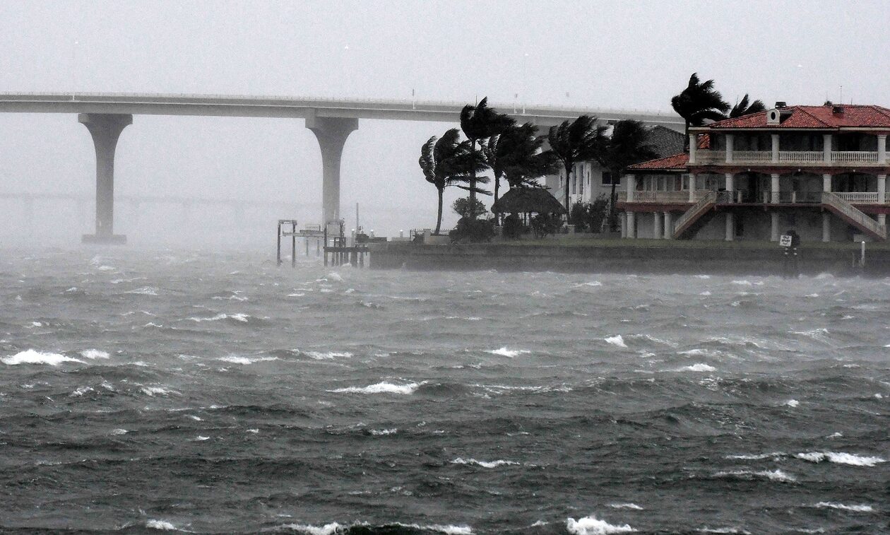 Φλόριντα - Tυφώνας Ίαν: Για «ιστορική» καταιγίδα προειδοποιούν οι μετεωρολόγοι - Ώρες αγωνίας (Live)