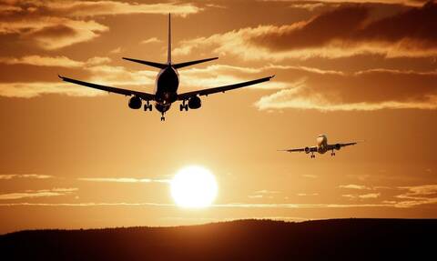 Αεροδρόμιο Ηρακλείου: Μεθυσμένοι τουρίστες έκαναν «άνω κάτω» την πτήση
