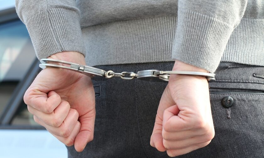 Ηράκλειο: Προφυλακίστηκε ο 46χρονος που κατηγορείται για βιασμό της 13χρονης κόρης της συντρόφου του