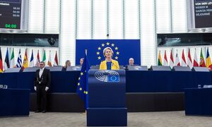 Ο ολισθηρός δρόμος της Ε.Ε., η αλαζονεία των τεχνοκρατών και οι κοινωνίες που «βράζουν»