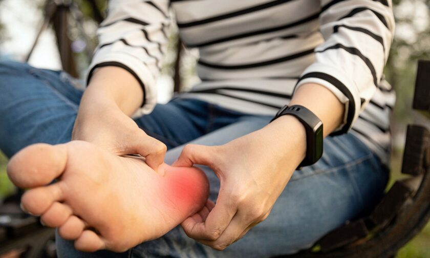 7 σημάδια στα πόδια που προαναγγέλλουν βλάβη στο συκώτι