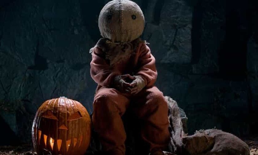 Εταιρεία πληρώνει 1.000 δολάρια για να δεις 10 Halloween ταινίες
