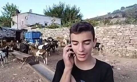 Νάξος: Ο 12χρονος μαθητής που είναι άριστος στο σχολείο και κτηνοτρόφος δίπλα στην οικογένειά του