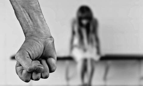 Νέα στοιχεία για τον 41χρονο που βίαζε την 12χρονη κόρη του – Η μήνυση δεν τον σταμάτησε