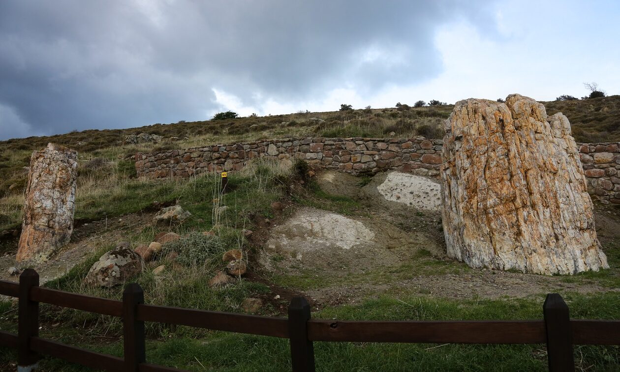 Μυτιλήνη και Σαντορίνη στα πρώτα 100 μνημεία παγκόσμιας Γεωλογικής Κληρονομιάς