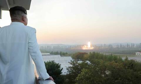 Βόρεια Κορέα: Ο Κιμ Γιονγκ Ουν επέβλεψε γυμνάσια τακτικής μονάδας πυρηνικού πολέμου
