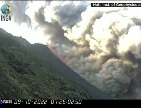 Συναγερμός στην Ιταλία από έκρηξη του ηφαιστείου Στρόμπολι