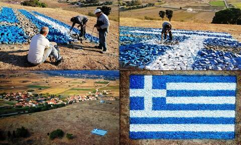 Λήμνος: Η πέτρινη ελληνική σημαία «για να φαίνεται η Ελλάδα από ψηλά»!