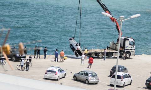 Αιτωλ/νία: Πτώση οχήματος στη θάλασσα - Νεκρός ανασύρθηκε ο οδηγός