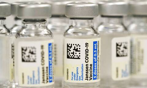 Νέα σπάνια παρενέργεια του εμβολίου της J&J κατά του κορονοϊού