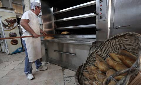 Έρχεται το καλάθι του νοικοκυριού σε κρεοπωλεία - αρτοποιεία