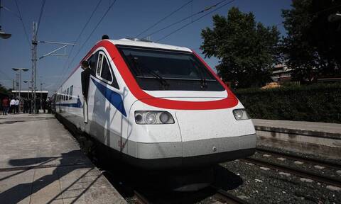 Φθιώτιδα: Εκτροχιασμός τρένου στην Τιθορέα