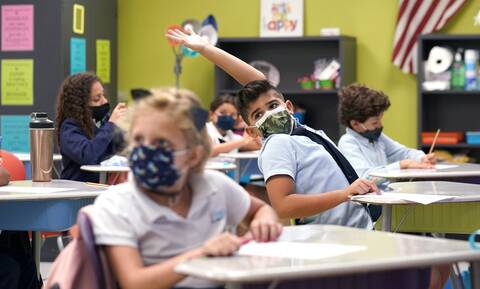ΗΠΑ: Η πανδημία έριξε τις επιδόσεις των μαθητών σε μαθηματικά-ανάγνωση