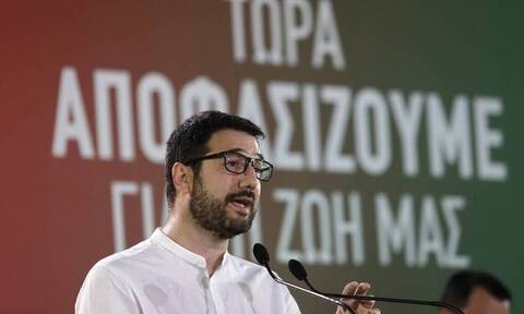 Ηλιόπουλος: Κίνδυνος χρεοκοπίας μεγάλου μέρους της κοινωνίας