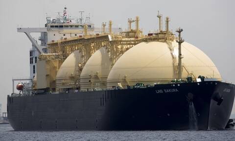 Δεκάδες πλοία με υγροποιημένο αέριο δεν μπορούν να ξεφορτώσουν