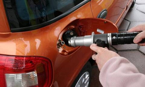 ΔΕΠΑ: Νέα μείωση της τιμής στο φυσικό αέριο κίνησης - Πέφτει στο 1,20