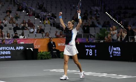 WTA Finals: Σπουδαία νίκη για τη Σάκκαρη επί της Σαμπαλένκα