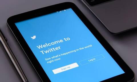 Twitter: Μαζικές αποχωρήσεις χρηστών λόγω της αγοράς από τον Μασκ