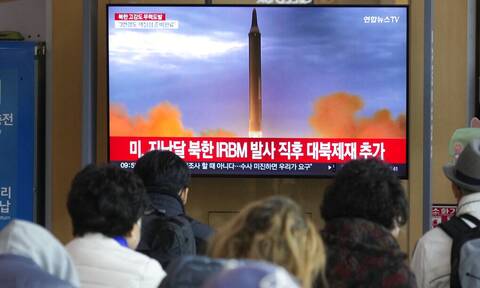 Συναγερμός από τη Βόρεια Κορέα: Εκτόξευσε 4 πυραύλους προς τη θάλασσα