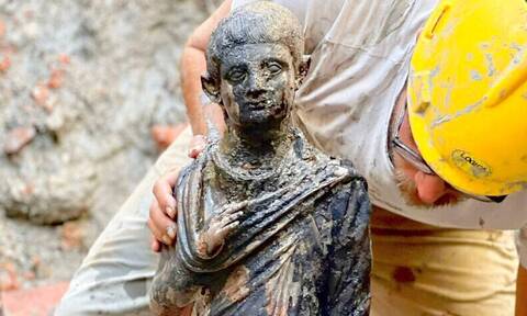 Ιταλία: Στο φως 24 μπρούντζινα αγάλματα του 2ου αιώνα π.Χ.
