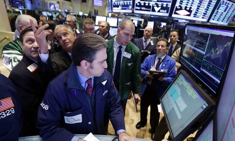 Ξέφρενο ράλι ανόδου στους δείκτες της Wall Street