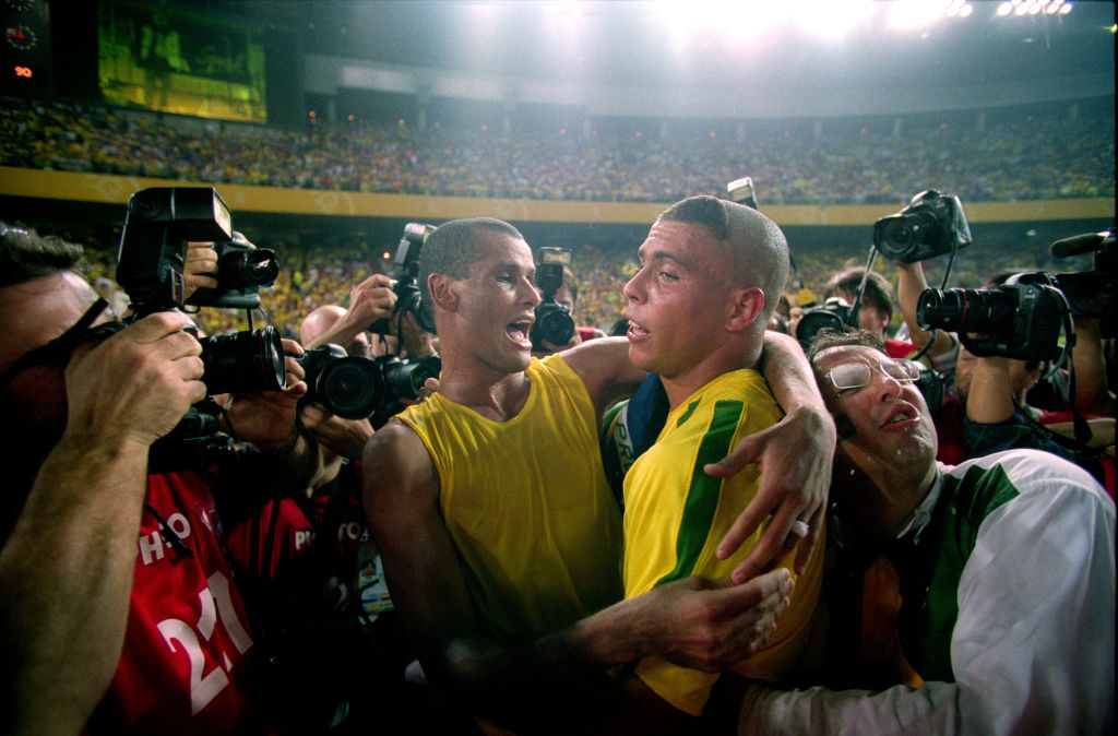 Ο Ρονάλντο και ο Ριβάλντο μετά τον τελικό του 2002