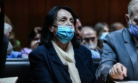 Δίκη Novartis: Συνεχίζεται η κατάθεση Τσατάνη - Διαψεύδει τη Ράικου