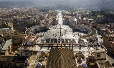 Βατικανό: Νέο σκάνδαλο σεξουαλικής κακοποίησης ανηλίκου από Καρδινάλιο