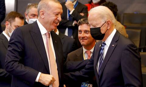 G20: Ο Μπάιντεν συνάντησε τον Ερντογάν στο περιθώριο της Συνόδου