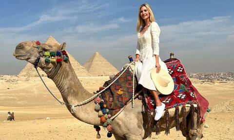 Ιβάνκα Τραμπ: Απόδραση στην Αίγυπτο - Οι φωτογραφίες στις πυραμίδες