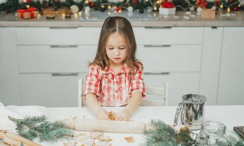 Χριστουγεννιάτικα στολίδια από ζύμη αλατιού - Πώς θα τα φτιάξετε