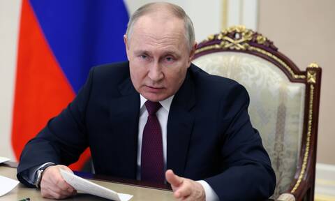 Πούτιν: Σε συνέπειες θα οδηγούσε το πλαφόν στο ρωσικό πετρέλαιο