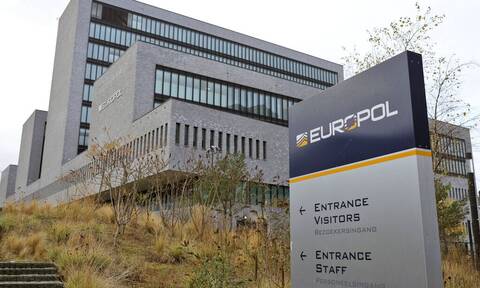 Europol: 44 συλλήψεις μελών δικτύου μεταξύ των πιο επικίνδυνων της ΕΕ