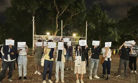 Κίνα: Καταστολή και λογοκρισία απέναντι στο λαϊκό κύμα οργής