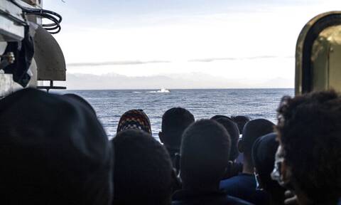 Γαλλία: Διάσωση 61 μεταναστών στη θάλασσα της Μάγχης