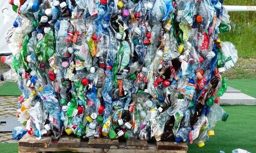 Νέοι κανόνες στην ΕΕ για τη σταδιακή μείωση της χρήσης πλαστικών