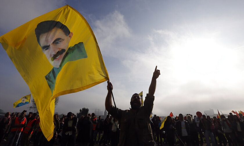 Μέλος του Εργατικού Κόμματος του Κουρδιστάν (PKK)  απελάθηκε στην Τουρκία