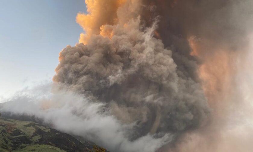Ιταλία: Τσουνάμι ύψους 1,5 μέτρου στο νησί Στρόμπολι μετά από έκρηξη ηφαιστείου