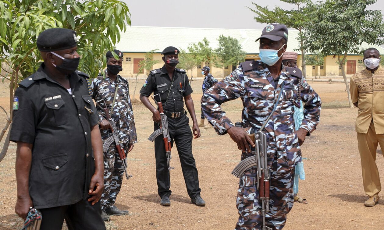 Θρίλερ στη Νιγηρία: 13 όμηροι από εισβολή ενόπλων σε ισλαμικό τέμενος