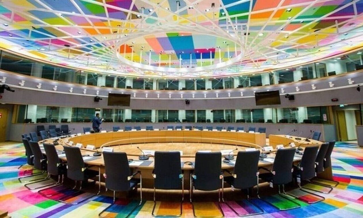 Eurogroup: Ελάφρυνση χρέους 6 δισ. ευρώ για την Ελλάδα - Σταϊκούρας: «Απόφαση ορόσημο»