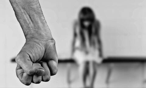 Βόλος: Σε τρώγλη ζούσε η 13χρονη που κατήγγειλε τον πατέρα της