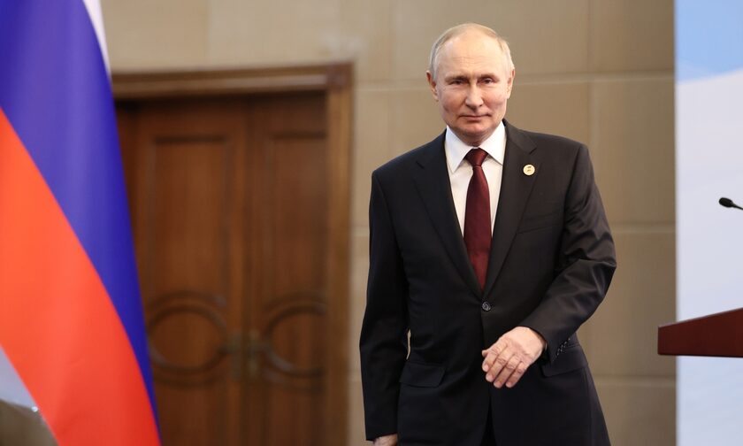 Ο Πούτιν απειλεί τη Δύση ότι θα «μειώσει την παραγωγή» του πετρελαίου