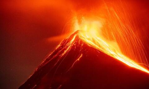 Γουατεμάλα: «Ξύπνησε» αγριεμένο το ηφαίστειο Φουέγκο