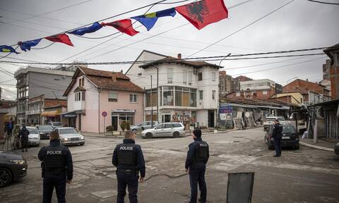 Χάος στο Κόσοβο: Eπιθέσεις,αναβολή εκλογών και στο βάθος επέμβαση ΝΑΤΟ