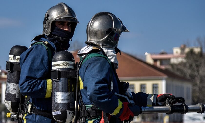 Έκτακτο επίδομα 600 ευρώ και στους πυροσβέστες - Πότε θα καταβληθεί