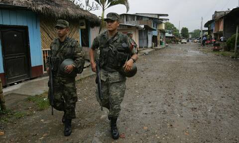 Πέντε νεκροί σε επίθεση στα σύνορα Κολομβίας - Ισημερινού