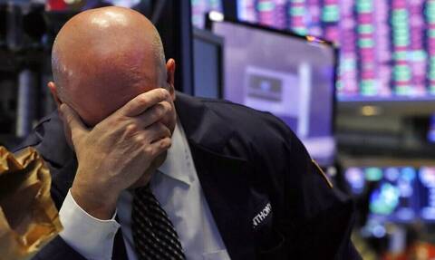 Πτώση στη Wall Street με έντονη ανησυχία για τα επιτόκια