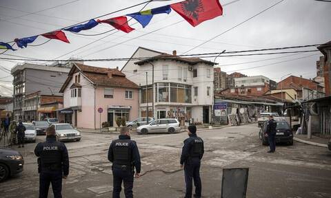 Κόσοβο: Πυροβολισμοί στη Μιτρόβιτσα, κοντά σε περίπολο της KFOR