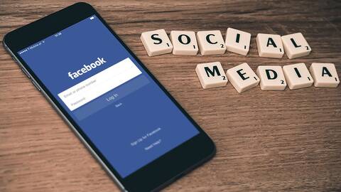 Οι καλύτερες ώρες για να κάνεις post σε Facebook και Instagram